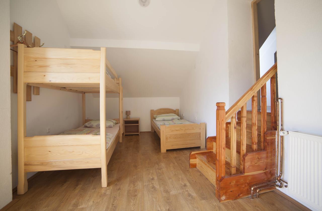 Hostel Baske Ostarije Екстер'єр фото